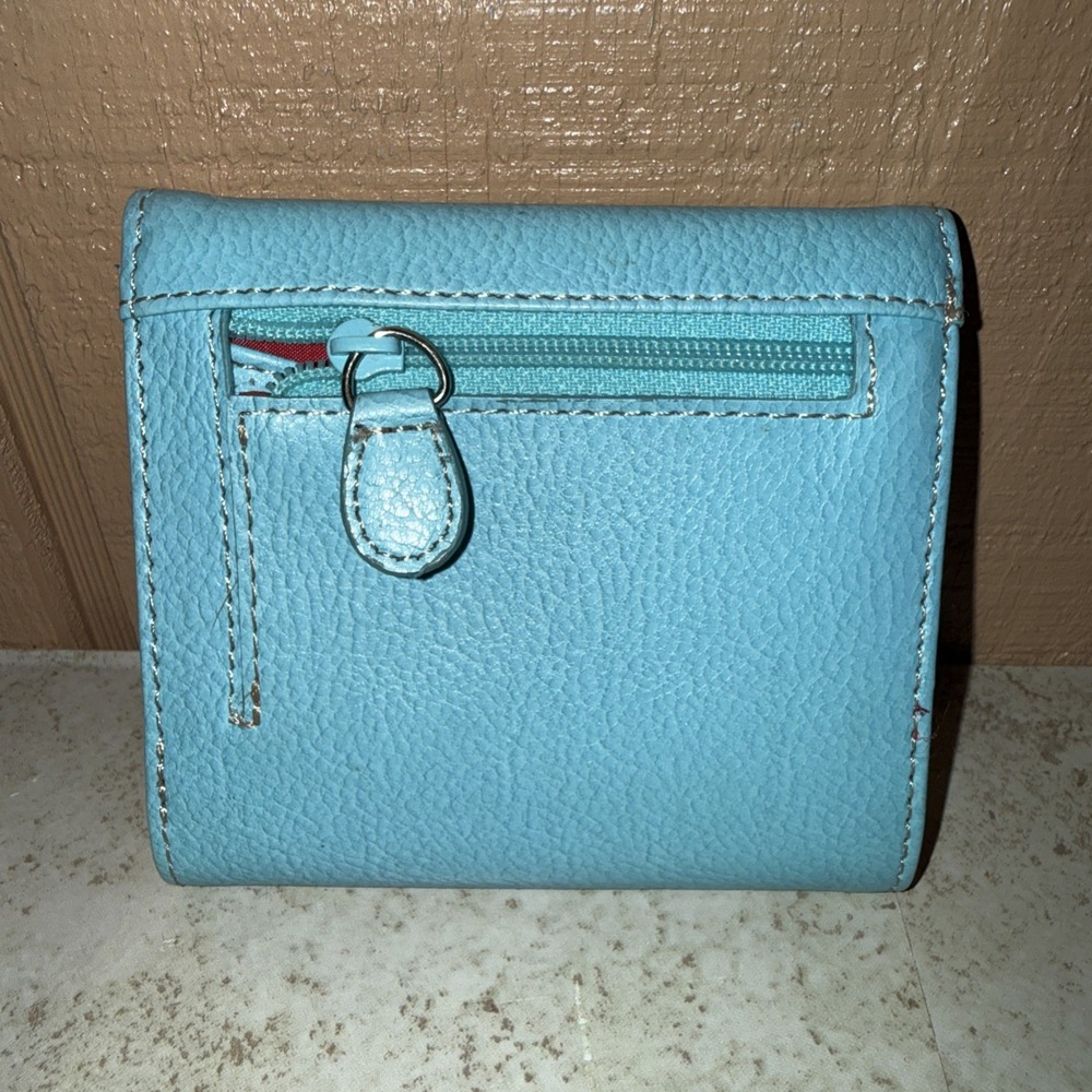 Liz Claiborne Light Blue Leather Wallet - Picture 2 of 5